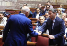 ΠΑΣΟΚ: Πρόταση για 21 αναθεωρήσεις και τέσσερα νέα συνταγματικά άρθρα