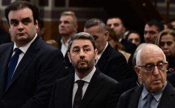 Κακλαμάνης σε Ανδρουλάκη για υποκλοπές και τα περί «θεσμικής εκτροπής»: «Ό,τι είναι να ειπωθεί θα ειπωθεί στην Ολομέλεια»