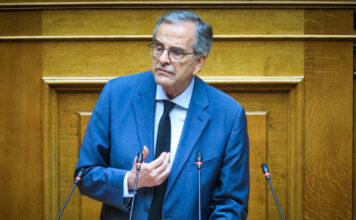 Ομοβροντία Σαμαρά κατά Μητσοτάκη για εθνικά θέματα και υποκλοπές: «Δεν είστε Κυβερνήτης ή Ηγεμόνας, είστε πρωθυπουργός» – «Διέγραψε από το συνέδριο κι εμένα και τον Καραμανλή»
