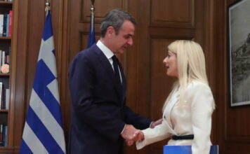 Συνάντηση Μητσοτάκη με την Αννίτα Δημητρίου: Αποδείξαμε ότι μπορούμε ως Ευρώπη να αντιμετωπίζουμε ζητήματα κυριαρχίας