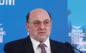 Στράτος Φαναράς: «Ψυχραιμία παιδιά, το νεκροταφείο κομμάτων θα έχει δουλίτσα»