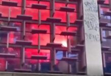 Θεσσαλονίκη: Σοβαρά επεισόδια με τραυματίες στο ΑΠΘ – Η στιγμή της επίθεσης