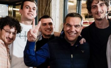 Αλέξης Τσίπρας: Το όνομα που προτείνουν νέοι για το κόμμα του πρώην πρωθυπουργού