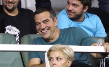 Όταν ο Αλέξης Τσίπρας έλεγε πως ο ΣΥΡΙΖΑ μοιάζει με την Μπαρτσελόνα – Η ανάρτηση για το νέο κόμμα