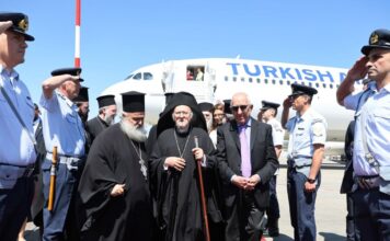 Ο Πατριάρχης Βαρθολομαίος στη Βουλή για την πρώτη του ομιλία μετά το 1999