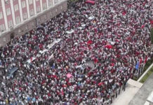 Αλβανία: Συνεχίζονται οι διαδηλώσεις κατά του επενδυτικού σχεδίου Κούσνερ στο νησί Σάσων