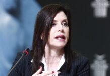 Email gate: Απολογήθηκαν η Αννα Μισέλ Ασημακοπούλου, ο πρώην ΓΓ Εσωτερικών και δυο «γαλάζια» στελέχη με αλληλοκαρφώματα