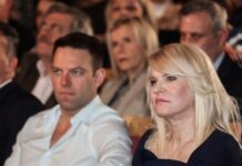Κασσελάκης για αποχώρηση Τζάκρη από τους Δημοκράτες: Ο κόσμος αισθάνεται αποστροφή για τις ποδοσφαιρικές μεταγραφές γυρολόγων