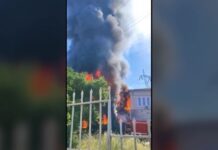 Μενίδι: Οριοθετήθηκε η φωτιά στο κατάστημα με ανταλλακτικά αυτοκινήτων