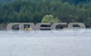 Μέτσοβο: Κατέπεσε και βυθίστηκε πυροσβεστικό ελικόπτερο κατά τη διαδικασία υδροληψίας – Σώοι οι δύο χειριστές του ελικοπτέρου