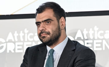 Μαρινάκης κατά Τσίπρα: «Καλό το επικοινωνιακό rebranding, πολιτική ουσία δεν βλέπω»