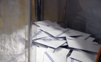Δημοσκόπηση Pulse: Στο 29,5% η ΝΔ, δεύτερος ο Τσίπρας με 15,5%, μάχη για την τρίτη θέση ανάμεσα σε ΠΑΣΟΚ και Καρυστιανού