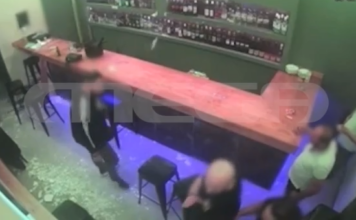 Χαλκίδα: Βίντεο ντοκουμέντο από την επίθεση μελών συμμορίας εκβιαστών σε μπαρ της περιοχής