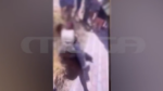 Εύβοια: Η στιγμή που μαθήτριες πιάνονται στα χέρια έξω από σχολείο – Ντοκουμέντο