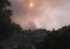 Φωτιά στο Ωραιόκαστρο: Τραγωδία με δύο νεκρούς & «βροχή» μηνυμάτων από το 112