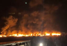Λάρισα: Φωτιά ξέσπασε σε εργοστάσιο ανακύκλωσης