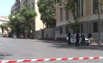 Τηλεφώνημα για βόμβα στην πρεσβεία της Γαλλίας στο κέντρο της Αθήνας