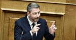 Ανδρουλάκης σε Μητσοτάκη: Παραμένει πρωθυπουργός έχοντας οργανώσει πολλές εκτροπές σε Βουλή και Σύνταγμα
