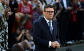 Νέος πρωθυπουργός της Βρετανίας ο Άντι Μπέρναμ μετά την παραίτηση Κιρ Στάρμερ