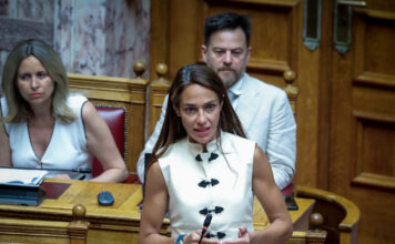 Δόμνα Μιχαηλίδου: «Είμαι παιδί πυρηνικής οικογένειας και είμαι ευγνώμων»