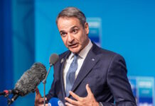 Ο Μητσοτάκης βάζει το casus belli στο τραπέζι του ΝΑΤΟ: «Δικαίωμά μας η επέκταση των χωρικών υδάτων»