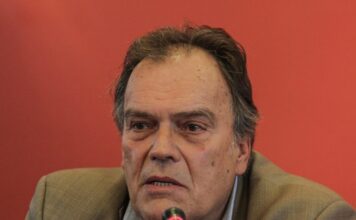 Νεφελούδης κατά ΣΥΡΙΖΑ και Νίκου Παππά: «Δεν έμαθαν τίποτα από το Βατερλώ των τηλεοπτικών αδειών»