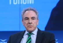 Θάνος Ντόκος για Ρώσους φαρσέρ: Έκλεψαν φωνή και εικόνα, κάλεσα αμέσως την ΕΥΠ