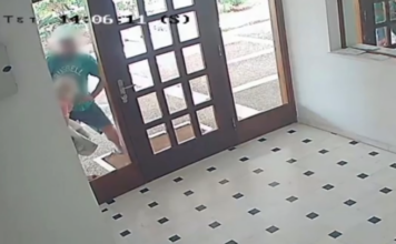 Παλαιό Φάληρο: Επίθεση σε γυναίκα από άγνωστο στην είσοδο του σπιτιού της – Προσπάθησε να τη ληστέψει