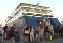 Απαγορευτικό απόπλου, θυελλώδεις άνεμοι, ακυρώσεις και μεγάλη ταλαιπωρία των εκδρομέων