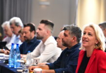 Η Ρένα Δούρου δεν θα πάει στη δεξίωση για τη Δημοκρατία στο Προεδρικό Μέγαρο – Απέχει ο ΣΥΡΙΖΑ