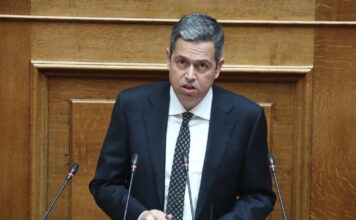 Παραιτήθηκε και επισήμως από βουλευτής ο Συμεών Κεδίκογλου – Στους 12 βουλευτές η Κοινοβουλευτική Ομάδα του ΣΥΡΙΖΑ