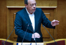 Φάμελλος για υποκλοπές: «Η κυβέρνηση επιχειρεί νέο κοινοβουλευτικό πραξικόπημα»