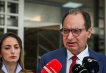 Ο Χρήστος Σπίρτζης δεν αποδέχεται την έδρα του ΣΥΡΙΖΑ – «Δεν συμμετέχω σε ένα πολιτικό τσίρκο»