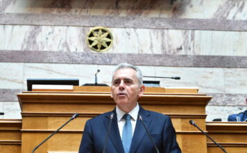 Χαρακόπουλος για Συνταγματική Αναθεώρηση: Άρνηση συναίνεσης ακόμη και για την προστασία της γλώσσας και της σημαίας