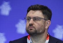 Ζαχαριάδης κατά Μωραΐτη: Κάνει το αυτόκλητο πορτιέρη στο νέο εγχείρημα