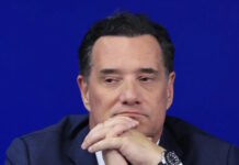 Άδωνις Γεωργιάδης για την πτώση σοβάδων στο Βενιζέλειο: «Παιδιά χαλαρώστε, δεν καταρρέει το ΕΣΥ»