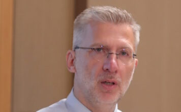 Άκης Σκέρτσος για Αλέξη Τσίπρα: «Κάθε φράση και ένα ψέμα ή μια ανακρίβεια, αδιόρθωτος»