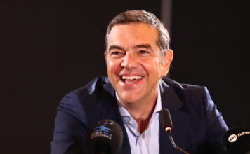 Ο Αλέξης Τσίπρας «έδειξε» τον Κυριάκο Μητσοτάκη για τον τραυματισμό του Κωνσταντέλια
