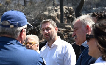 Το ΠΑΣΟΚ ανεβάζει στροφές και ο Ανδρουλάκης ετοιμάζει τη «μάχη» της ΔΕΘ