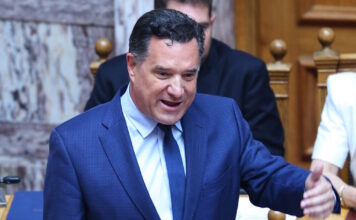 Γεωργιάδης: Από την 1η Σεπτέμβρη η υποχρεωτική ηλεκτρονική καταχώρηση διαγνωστικών εξετάσεων – «Τί αμορφωσιά έχουν κάποιοι»