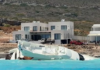 Θαλαμηγός προσάραξε σε παραλία στα Κύθηρα