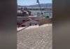 Λευκάδα: Η στιγμή που ιστιοφόρο προσκρούει σε ελλιμενισμένα σκάφη στο νησάκι Κάλαμος