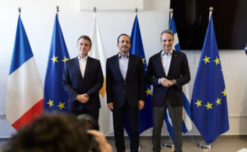 Ηλεκτρική διασύνδεση Ελλάδας – Κύπρου: Επαφές Μητσοτάκη, Μακρόν και Χριστοδουλίδη για επανεκκίνηση του GSI