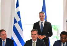 Μητσοτάκης στην υπογραφή συμφωνίας για την ηλεκτρική διασύνδεση Ελλάδας – Κύπρου: «Ισχυρή ψήφος εμπιστοσύνης» η είσοδος της Meridiam στην GSI
