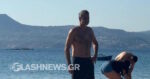Κυριάκος Μητσοτάκης: Για μπάνιο στην παραλία στο Μαράθι Χανίων