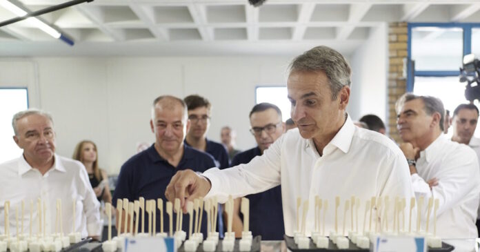 mitsotakis1-1200x630.jpg