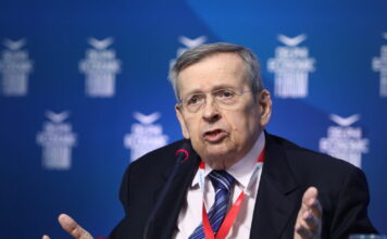 Στέφανος Μάνος: Πέθανε ο πρώην υπουργός σε ηλικία 87 ετών