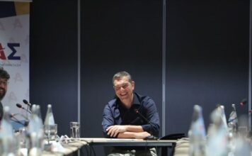 Τσίπρας: «Ετοιμαζόμαστε όχι μόνο για τη μάχη, αλλά για να κυβερνήσουμε»