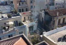 Τρόμος στην Πλάκα από ισχυρή έκρηξη που ισοπέδωσε νεοκλασικό κτίριο