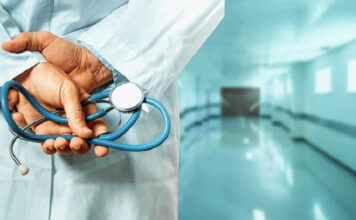 MEGA αποκλειστικό – Ολιστικός γιατρός στη Βούλα ζήτησε από ασθενή να σταματήσει τη θεραπεία και να ξεκινήσει πλασμαφαίρεση στο ιατρείο του